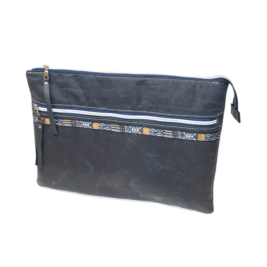 Laptop case - Crafty Juniper